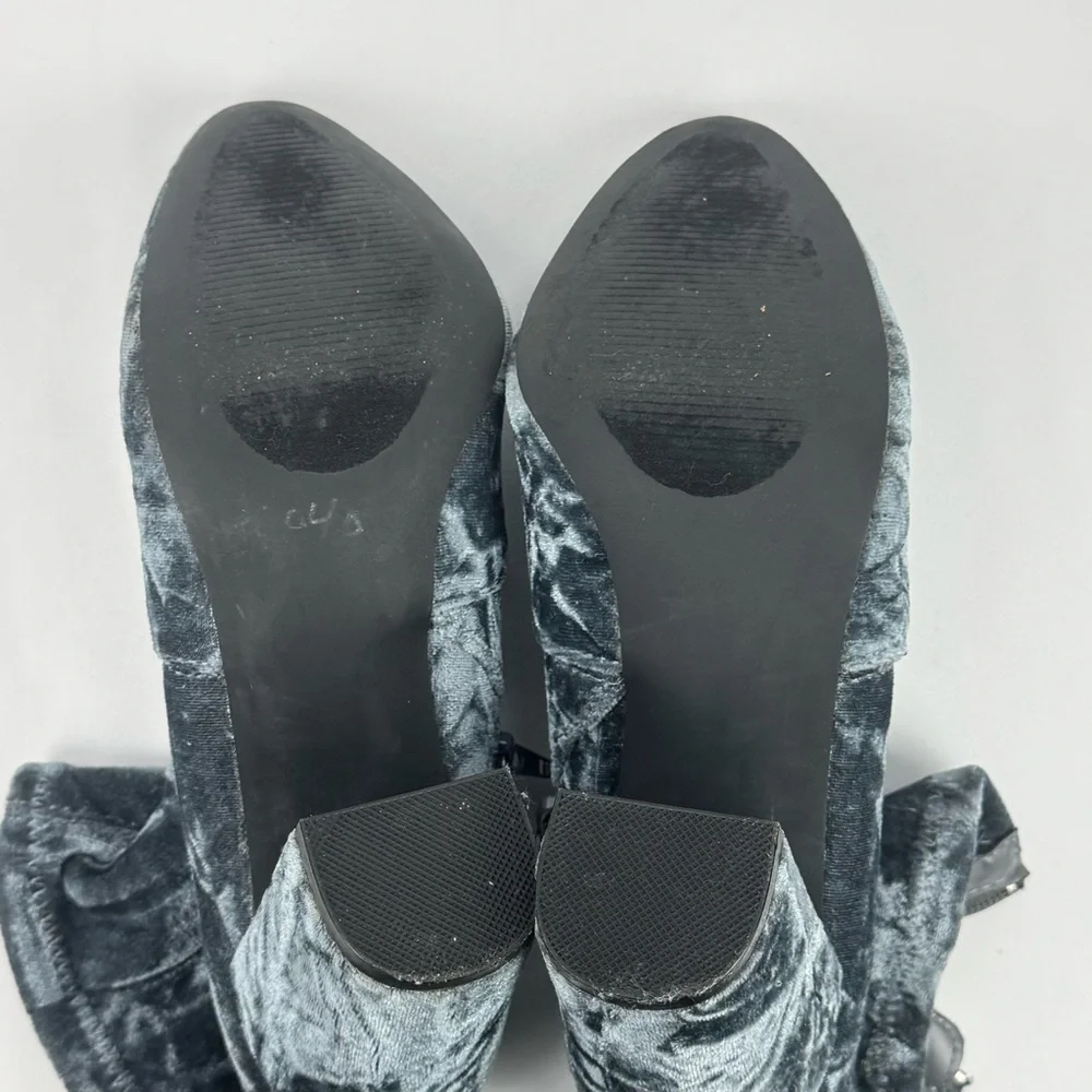 Steve Madden Gray Velvet Ankle Boots with Block Heel - Picture 9 of 12